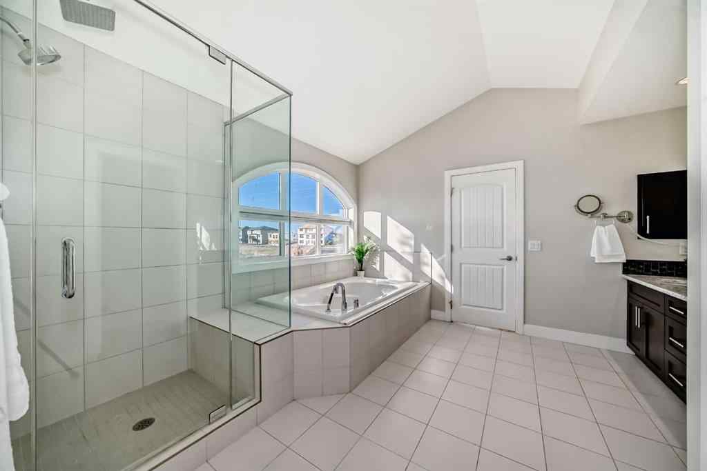 MLS® A2250699 - 193 Rainbow Falls Heath  in Rainbow Falls Chestermere, Residential