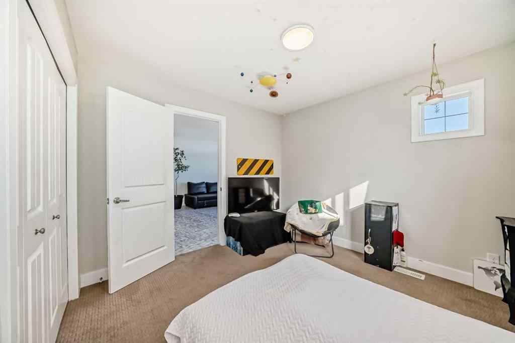 MLS® A2250699 - 193 Rainbow Falls Heath  in Rainbow Falls Chestermere, Residential