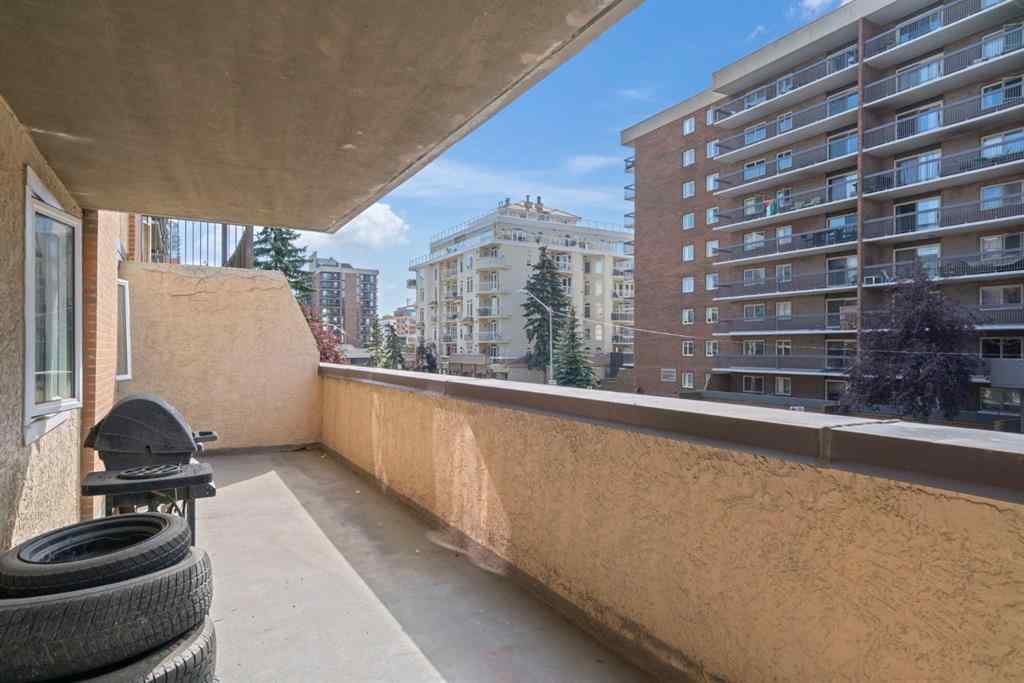 MLS® A2250714 - Unit #202 1334 12 Avenue SW in Beltline Calgary, Residential