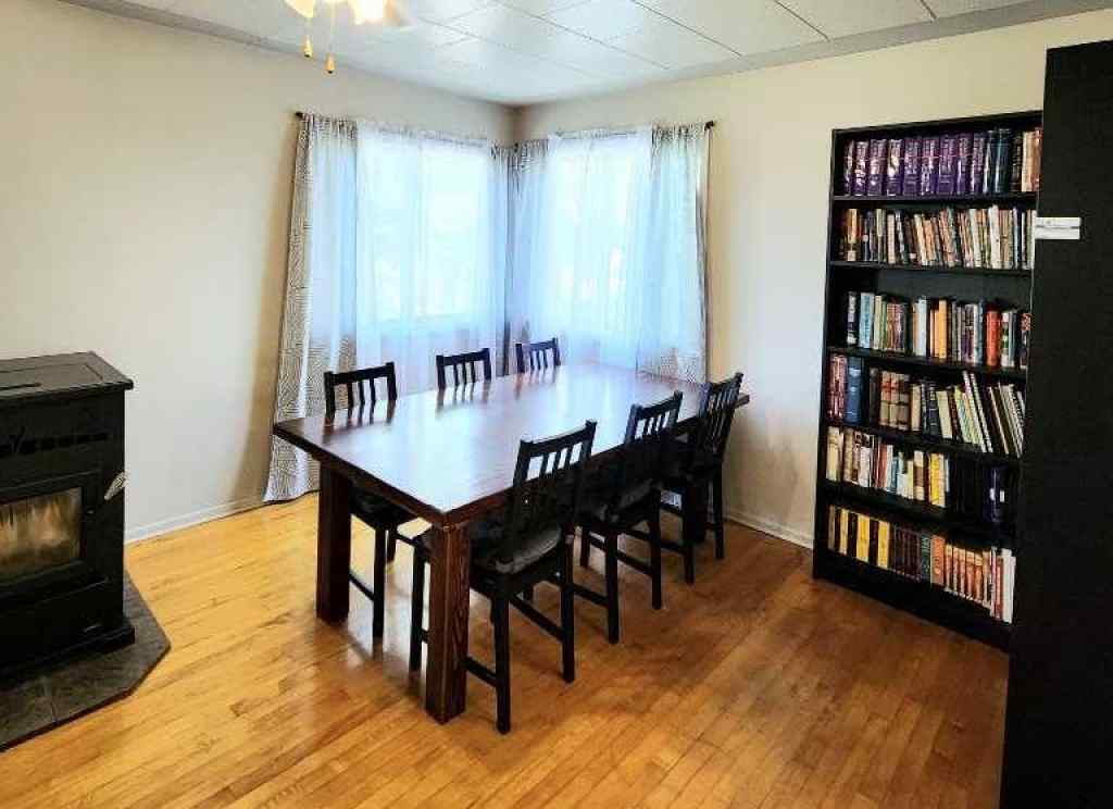MLS® A2250716 - 4903 50 Street  in NONE Caroline, Residential