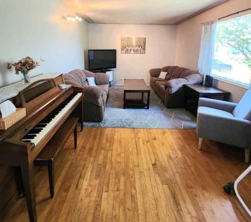 MLS® A2250716 - 4903 50 Street  in NONE Caroline, Residential