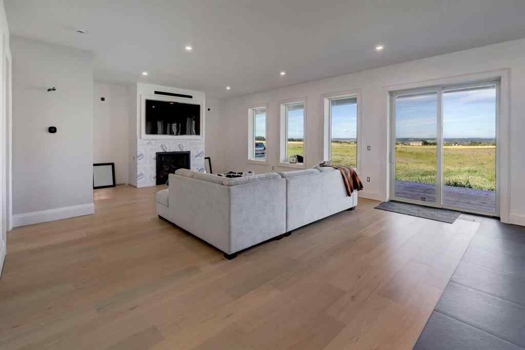 MLS® A2250717 - 4-4141 Twp Rd 340   in Eagle Hill Rural Mountain View County, Residential