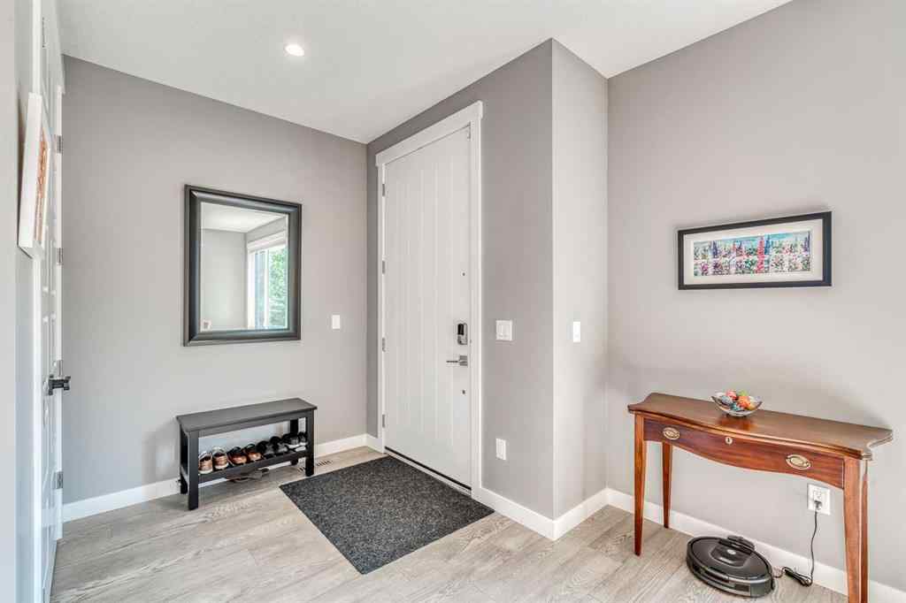 MLS® A2250719 - 525 35 Street NW in Parkdale Calgary, Residential