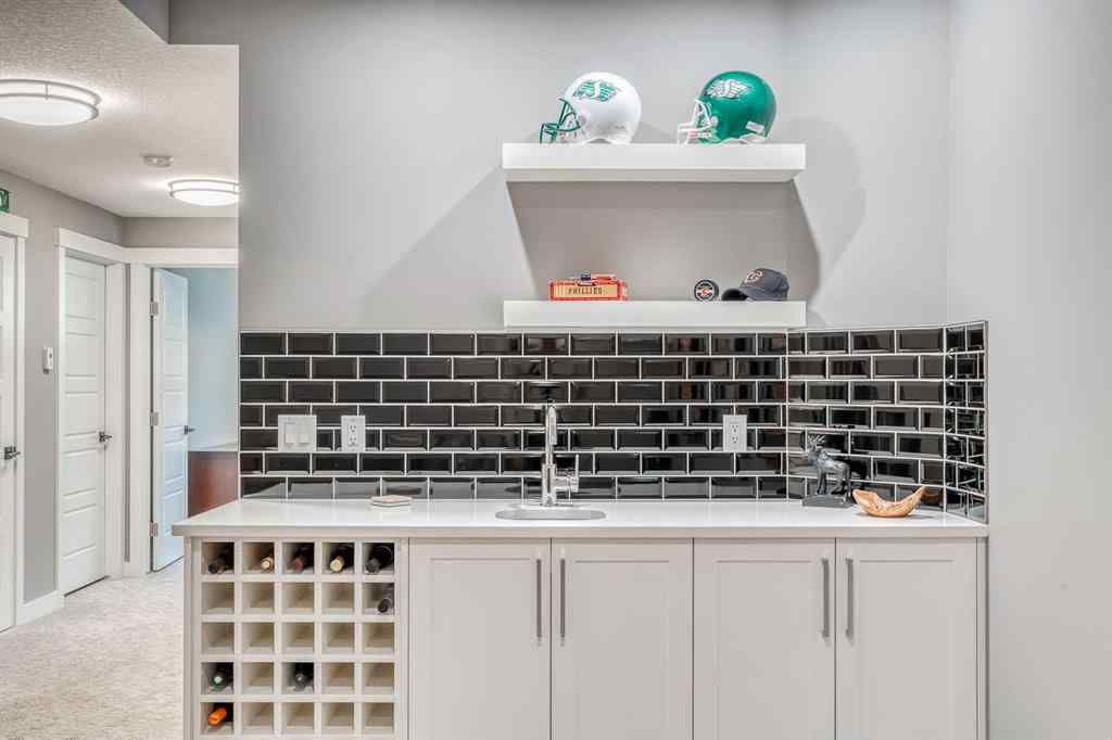 MLS® A2250719 - 525 35 Street NW in Parkdale Calgary, Residential