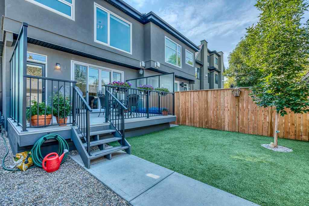 MLS® A2250719 - 525 35 Street NW in Parkdale Calgary, Residential