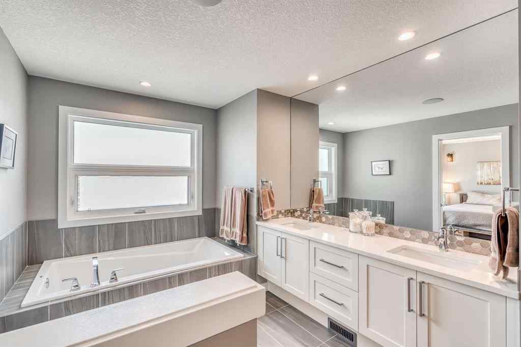 MLS® A2250719 - 525 35 Street NW in Parkdale Calgary, Residential