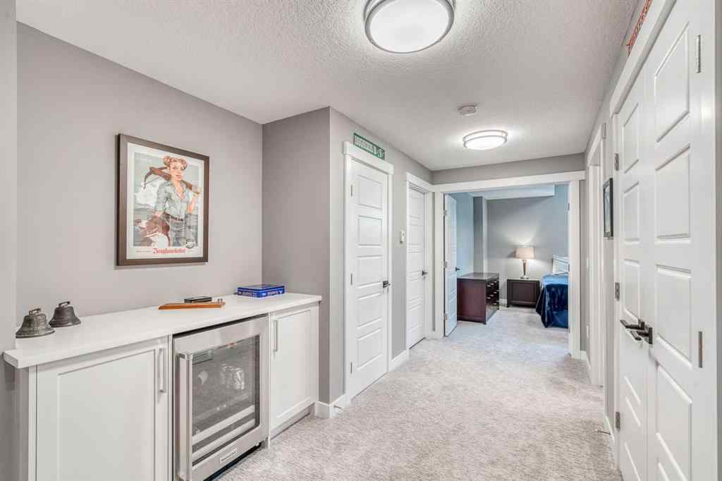 MLS® A2250719 - 525 35 Street NW in Parkdale Calgary, Residential