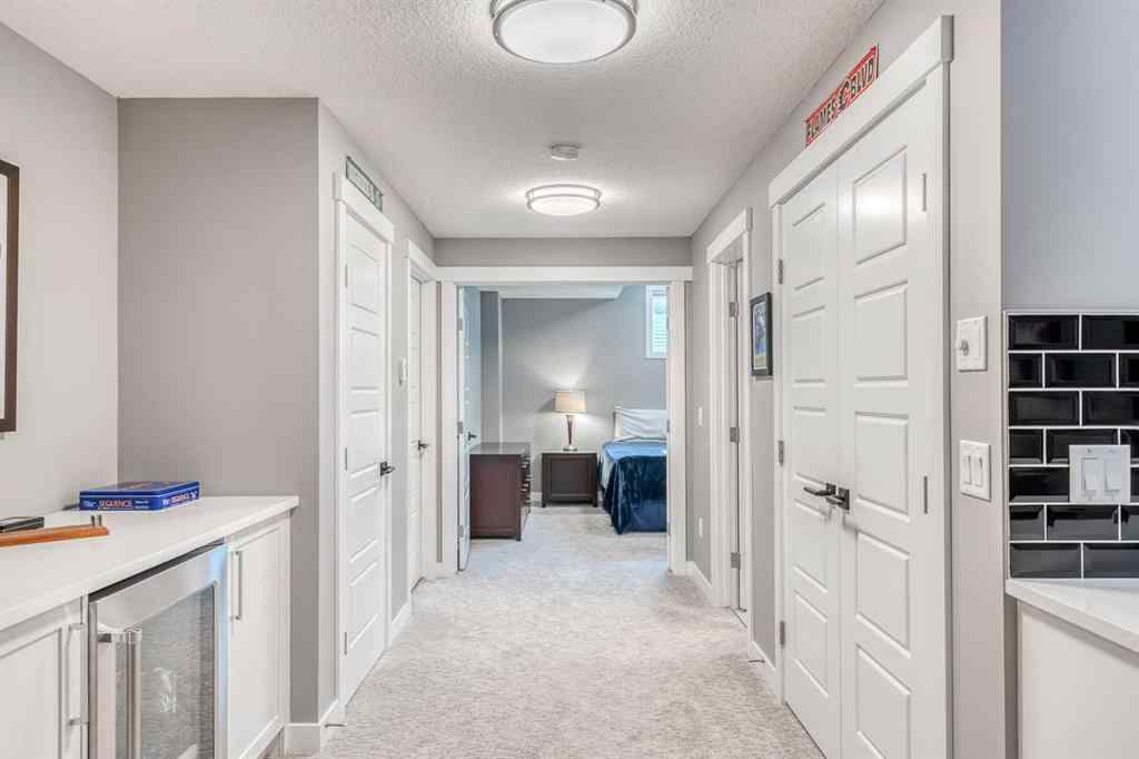 MLS® A2250719 - 525 35 Street NW in Parkdale Calgary, Residential