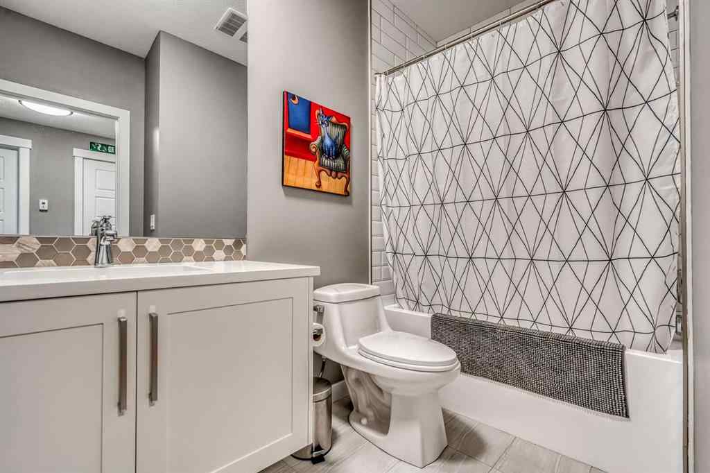 MLS® A2250719 - 525 35 Street NW in Parkdale Calgary, Residential