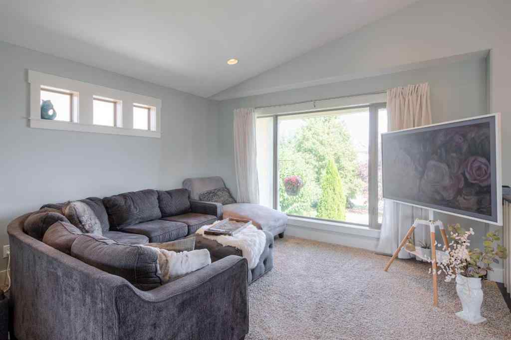 MLS® A2250722 - 3120 22 Street  in NONE Coaldale, Residential