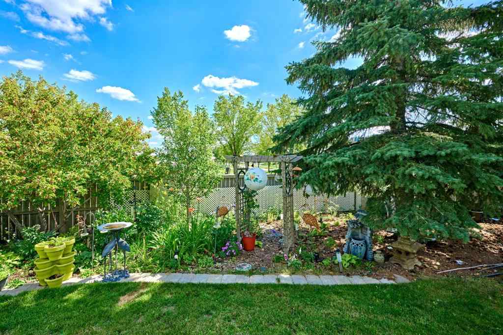 MLS® A2250723 - 51 Edgeridge View NW in Edgemont Calgary, Residential