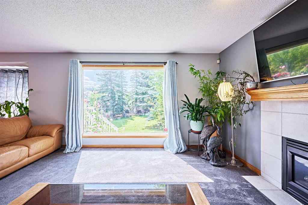 MLS® A2250723 - 51 Edgeridge View NW in Edgemont Calgary, Residential