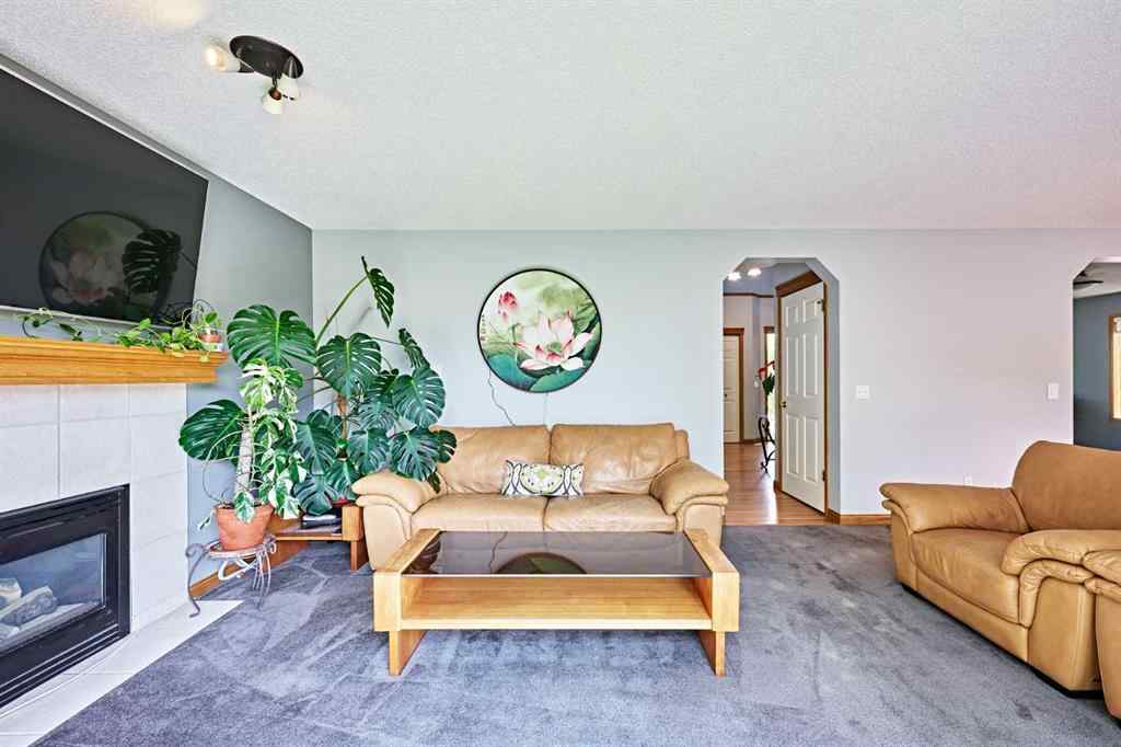 MLS® A2250723 - 51 Edgeridge View NW in Edgemont Calgary, Residential