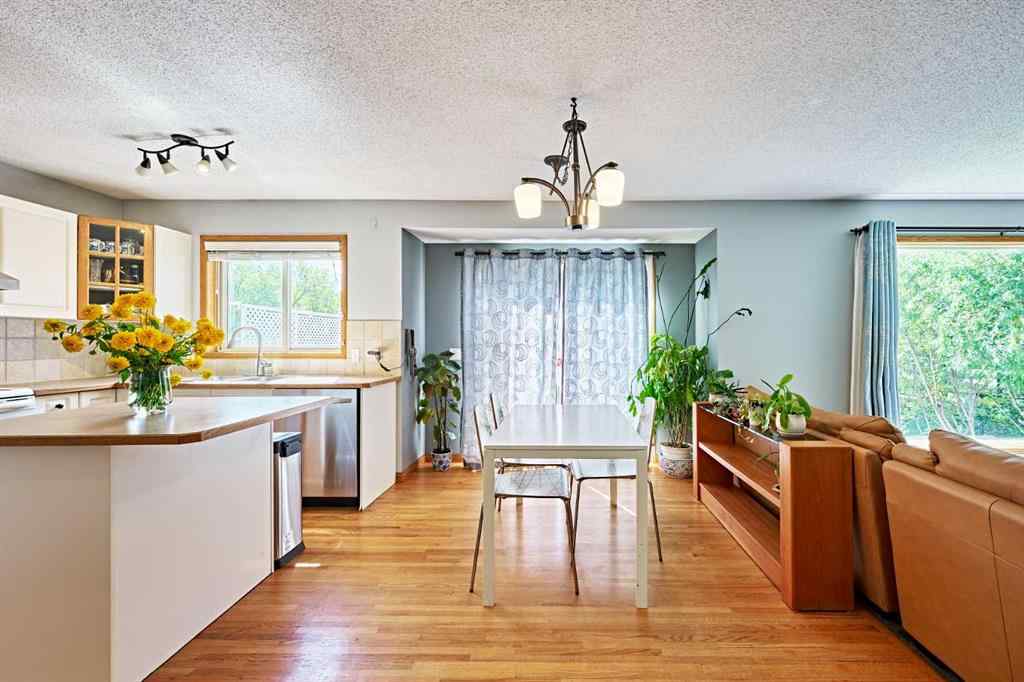 MLS® A2250723 - 51 Edgeridge View NW in Edgemont Calgary, Residential