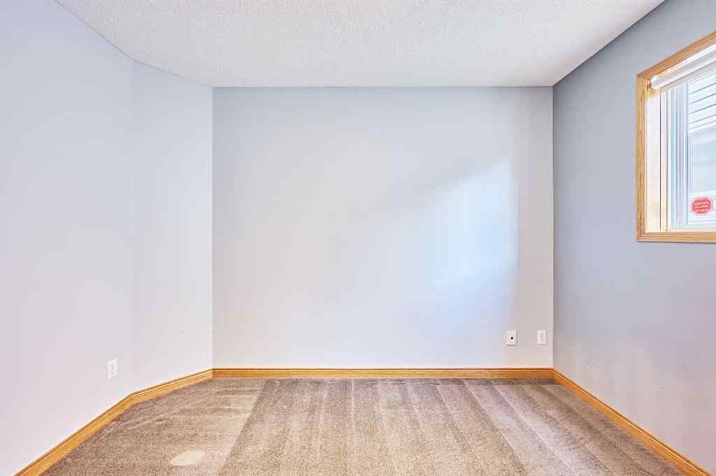 MLS® A2250723 - 51 Edgeridge View NW in Edgemont Calgary, Residential