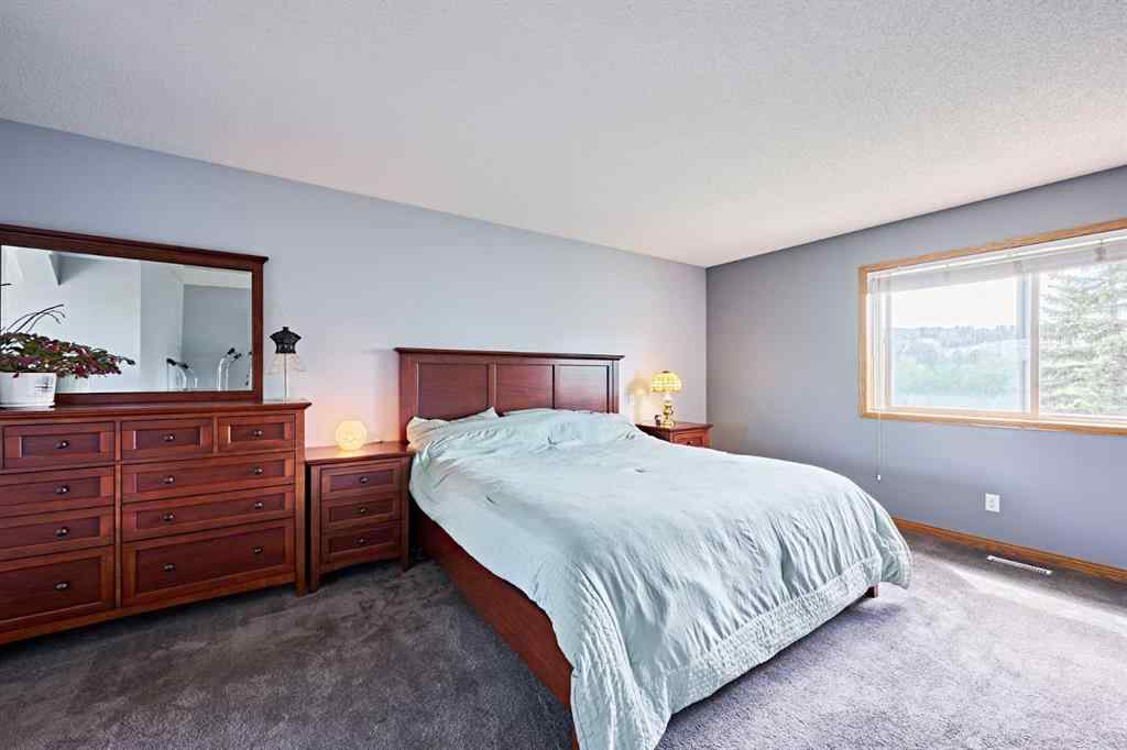 MLS® A2250723 - 51 Edgeridge View NW in Edgemont Calgary, Residential