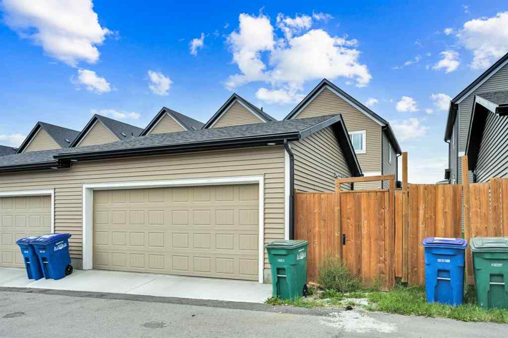 MLS® A2250724 - 1063 Lanark Boulevard SE in Lanark Airdrie, Residential