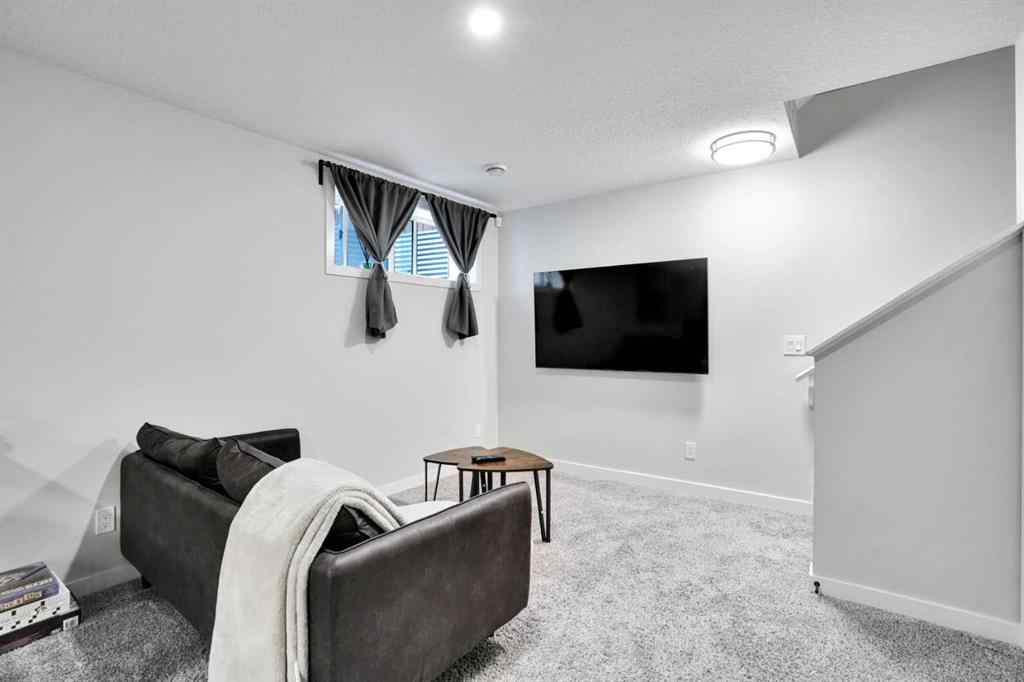 MLS® A2250724 - 1063 Lanark Boulevard SE in Lanark Airdrie, Residential