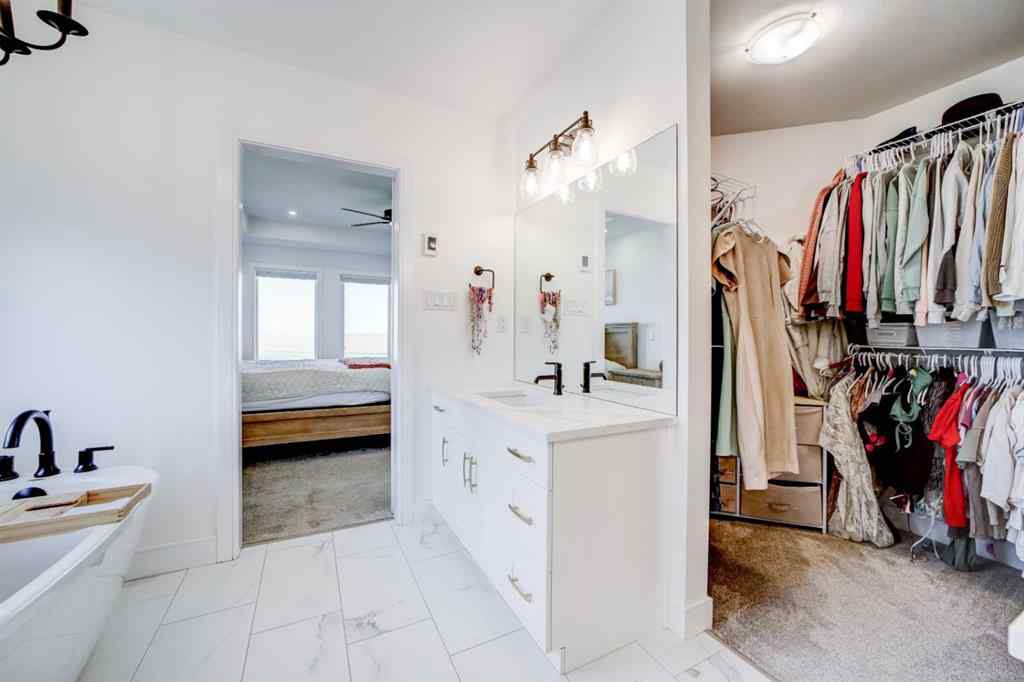 MLS® A2250734 - 1206 Pacific Circle W in Garry Station Lethbridge, Residential