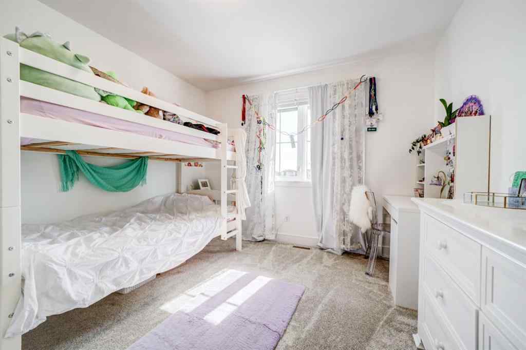 MLS® A2250734 - 1206 Pacific Circle W in Garry Station Lethbridge, Residential