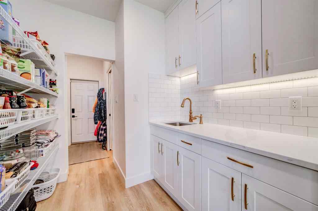 MLS® A2250734 - 1206 Pacific Circle W in Garry Station Lethbridge, Residential