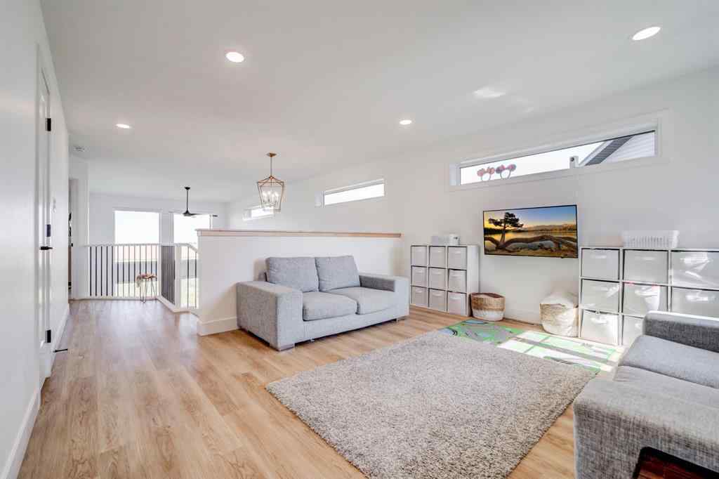 MLS® A2250734 - 1206 Pacific Circle W in Garry Station Lethbridge, Residential