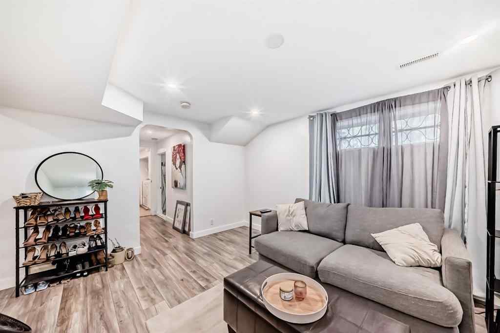 MLS® A2250736 - 319 Pinegreen Close NE in Pineridge Calgary, Residential
