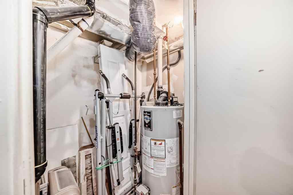 MLS® A2250736 - 319 Pinegreen Close NE in Pineridge Calgary, Residential