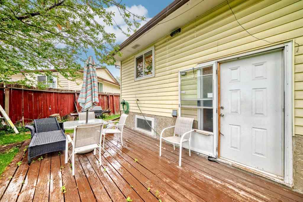 MLS® A2250736 - 319 Pinegreen Close NE in Pineridge Calgary, Residential