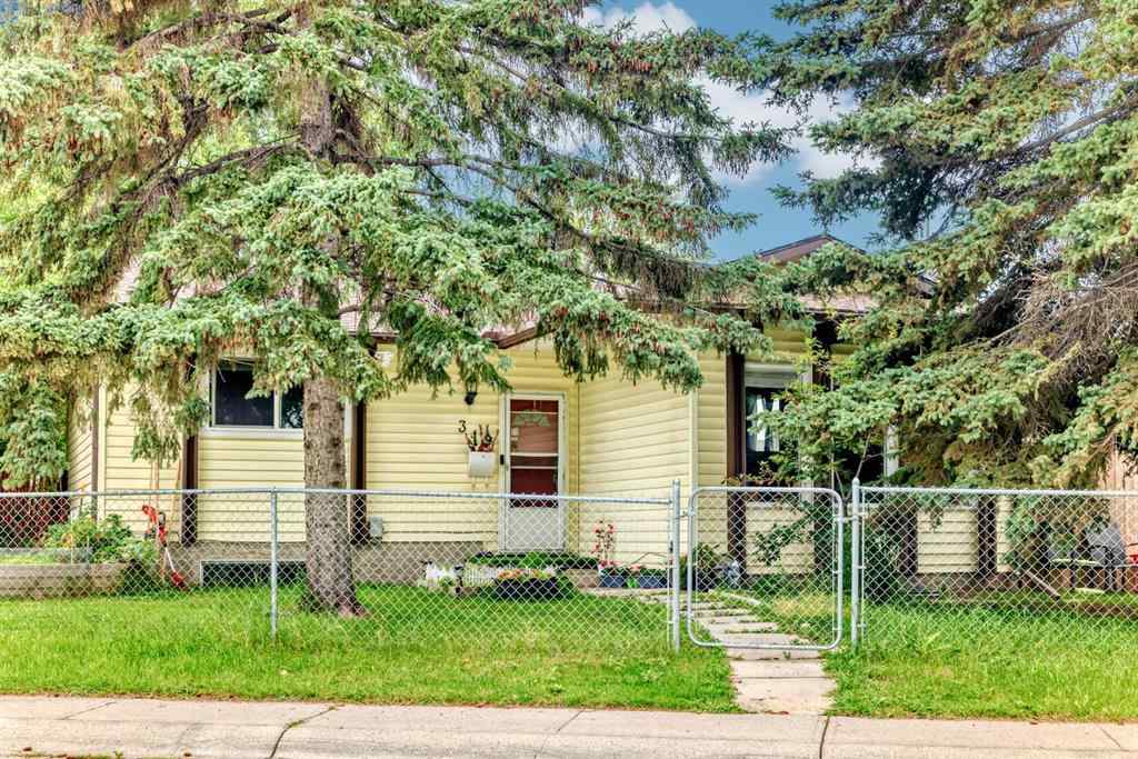 MLS® A2250736 - 319 Pinegreen Close NE in Pineridge Calgary, Residential