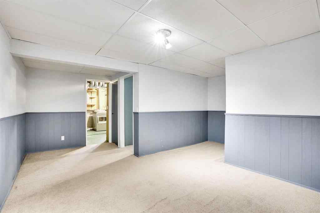 MLS® A2250739 - Unit #4 380 Bermuda Drive NW in Beddington Heights Calgary, Residential