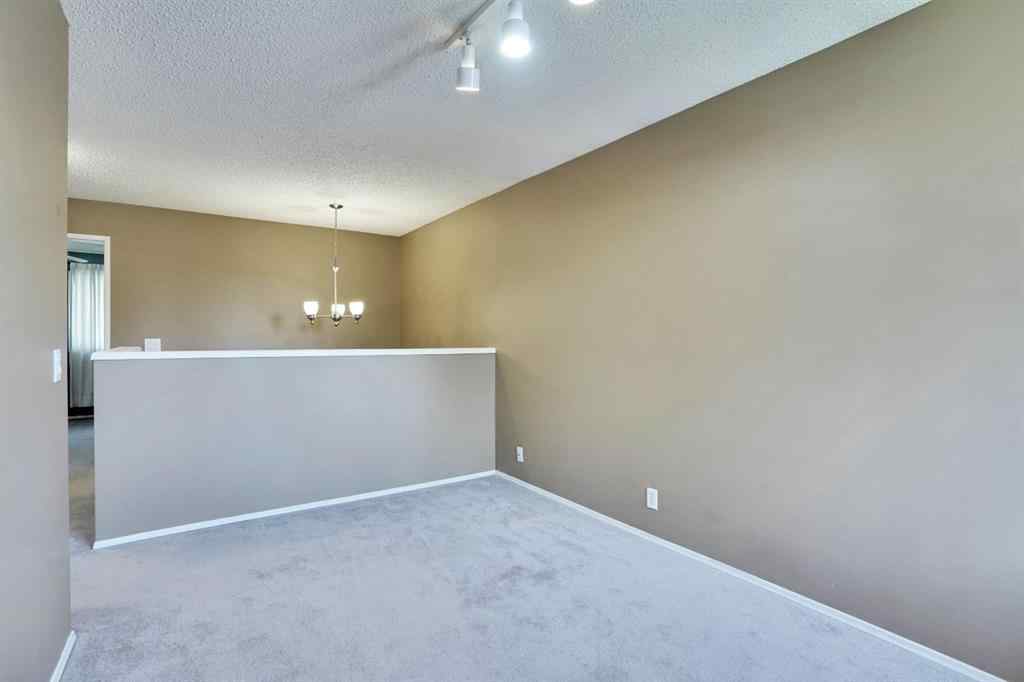 MLS® A2250739 - Unit #4 380 Bermuda Drive NW in Beddington Heights Calgary, Residential