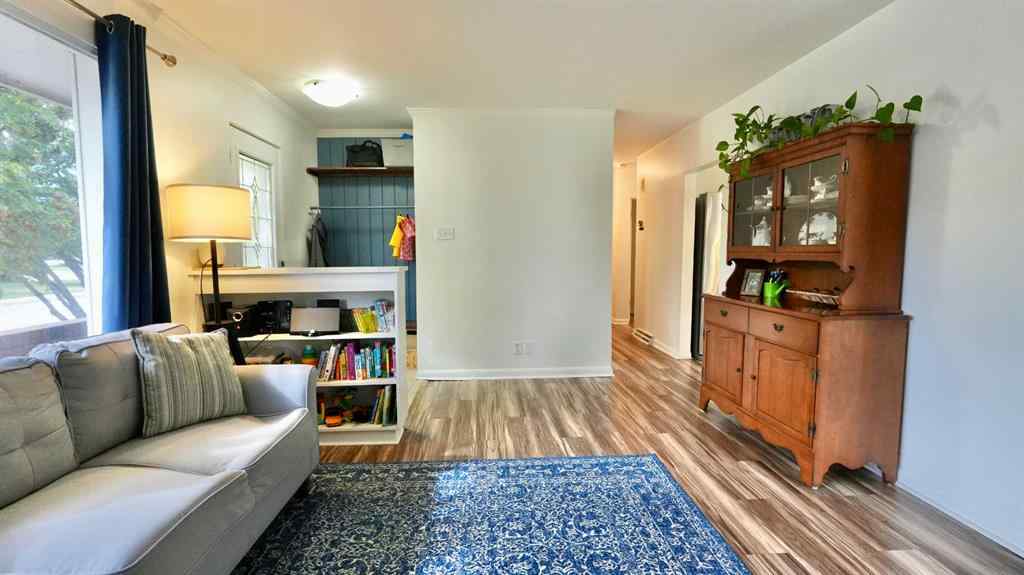 MLS® A2250742 - 8507 97 Street  in North End Peace River, Residential