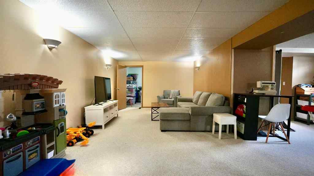 MLS® A2250742 - 8507 97 Street  in North End Peace River, Residential