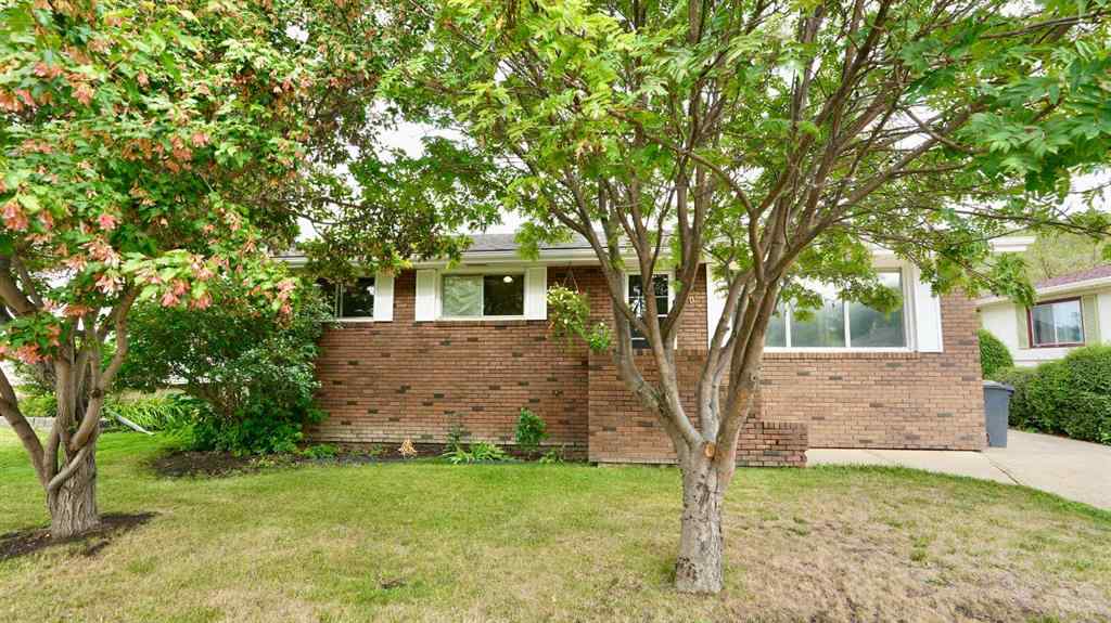 MLS® A2250742 - 8507 97 Street  in North End Peace River, Residential