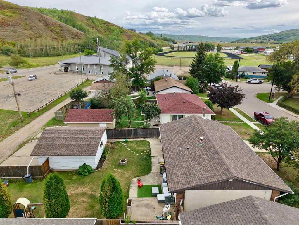 MLS® A2250742 - 8507 97 Street  in North End Peace River, Residential