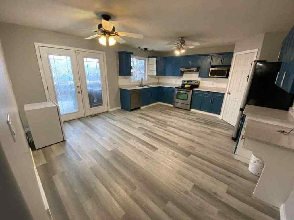 MLS® A2250759 - 11319 90 Street  in Crystal Heights Grande Prairie, Residential