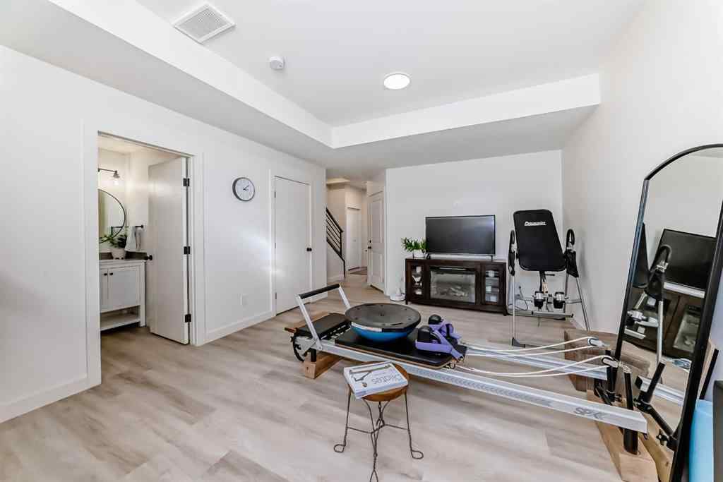 MLS® A2250761 - 22 Vincent Gate  in Vista Sylvan Lake, Residential