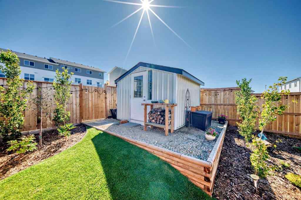MLS® A2250761 - 22 Vincent Gate  in Vista Sylvan Lake, Residential