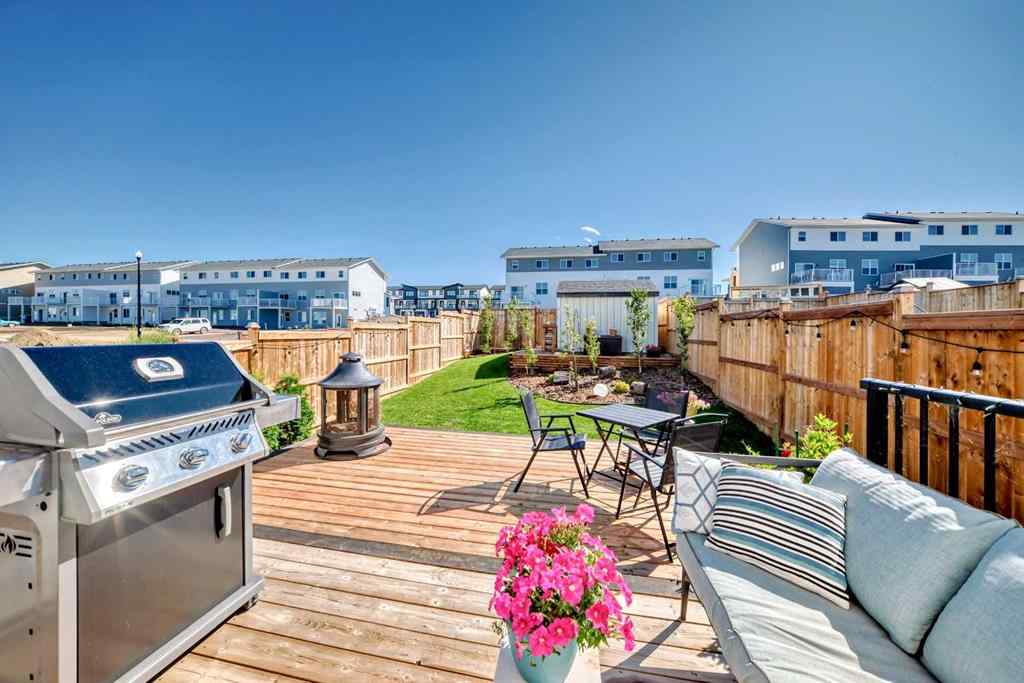 MLS® A2250761 - 22 Vincent Gate  in Vista Sylvan Lake, Residential