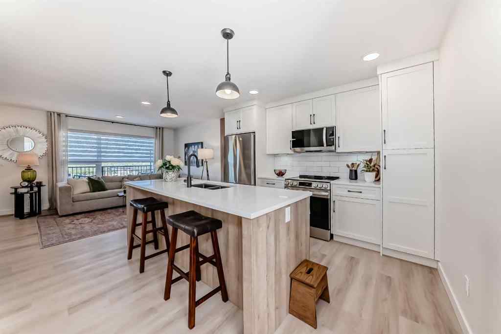 MLS® A2250761 - 22 Vincent Gate  in Vista Sylvan Lake, Residential