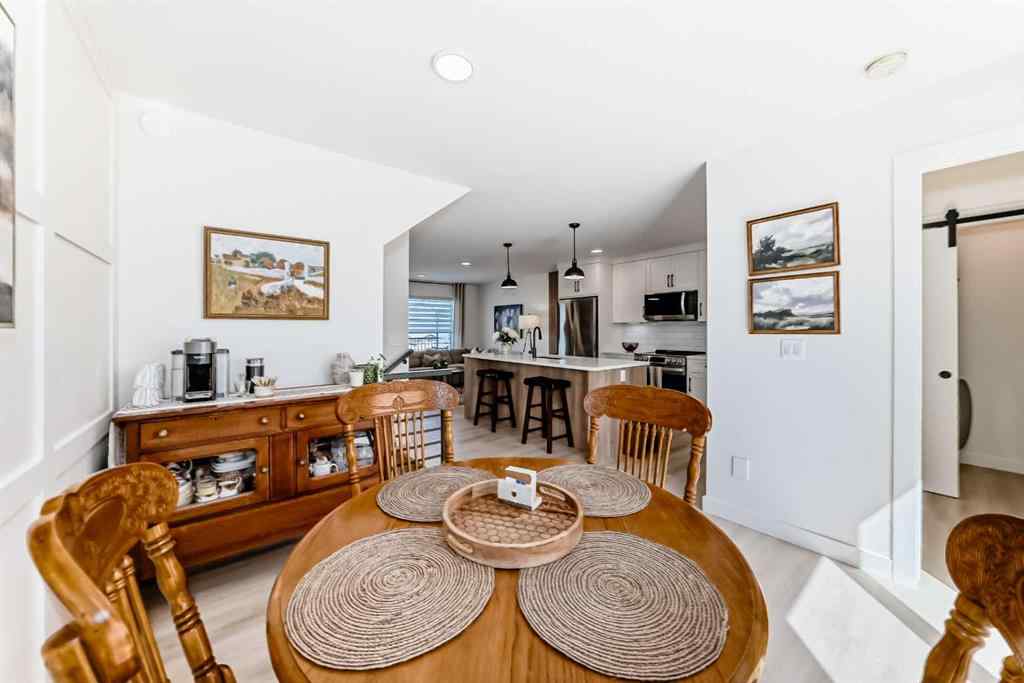 MLS® A2250761 - 22 Vincent Gate  in Vista Sylvan Lake, Residential