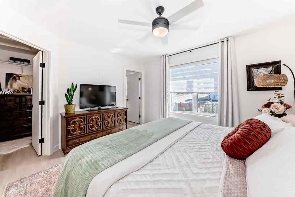 MLS® A2250761 - 22 Vincent Gate  in Vista Sylvan Lake, Residential