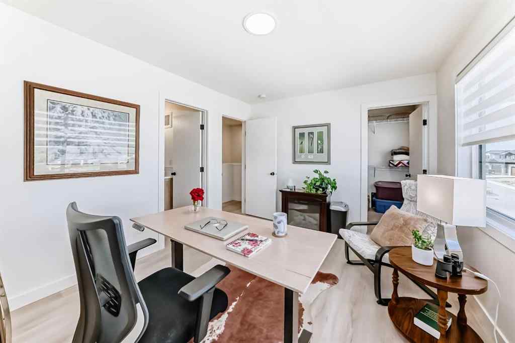 MLS® A2250761 - 22 Vincent Gate  in Vista Sylvan Lake, Residential