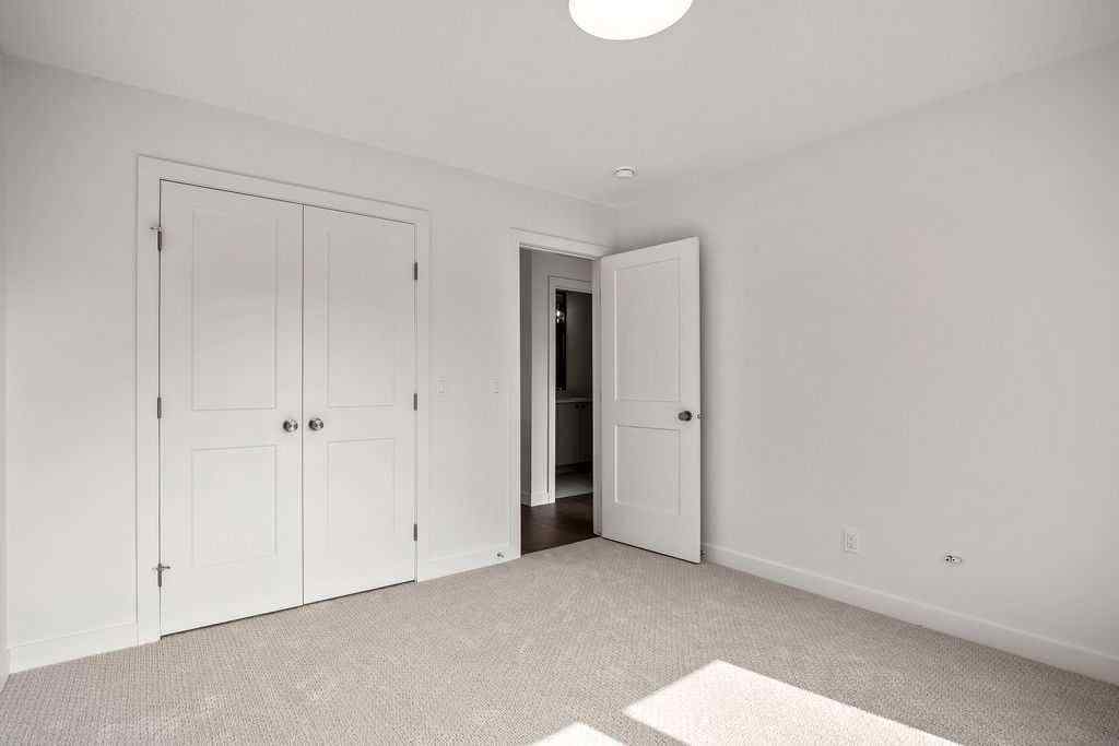 MLS® A2250765 - 935 2 Avenue NE in Bridgeland/Riverside Calgary, Residential