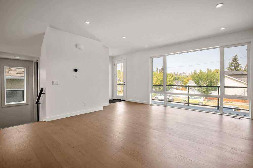 MLS® A2250765 - 935 2 Avenue NE in Bridgeland/Riverside Calgary, Residential