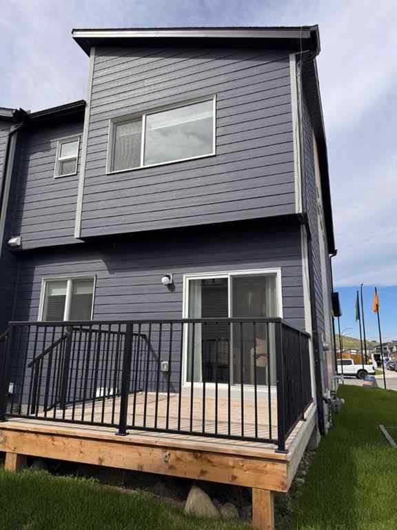 MLS® A2250769 - 4 Wolf Hollow Road SE in Wolf Willow Calgary, Residential