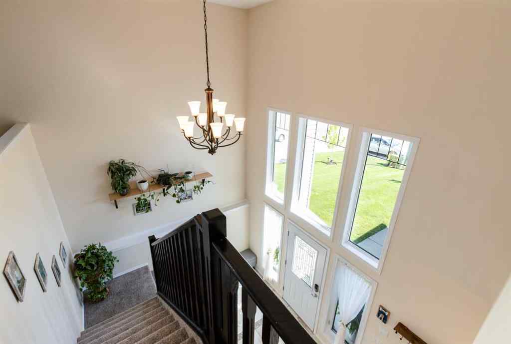 MLS® A2250770 - 6305 58 Avenue  in Hazelwood Estates Innisfail, Residential