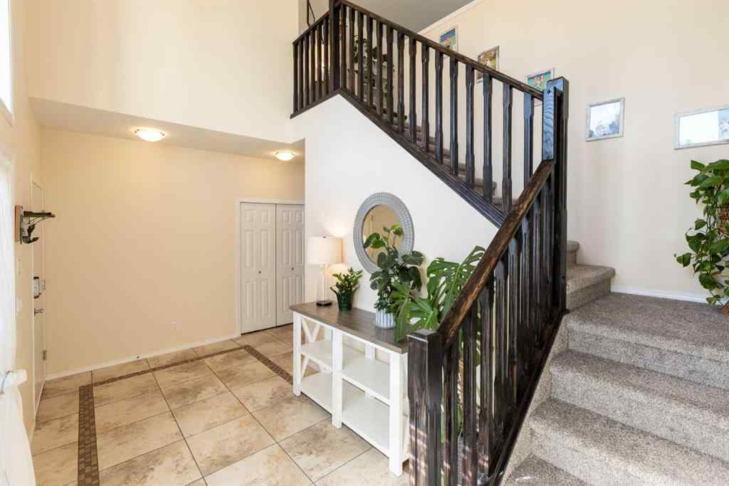 MLS® A2250770 - 6305 58 Avenue  in Hazelwood Estates Innisfail, Residential