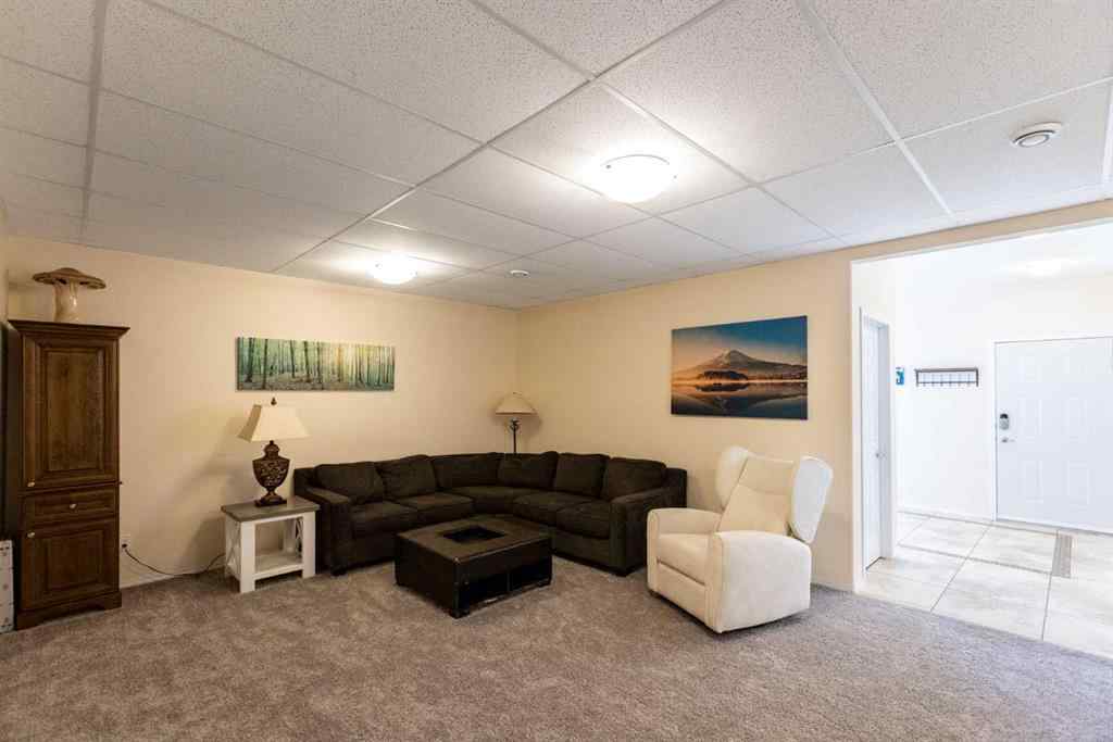 MLS® A2250770 - 6305 58 Avenue  in Hazelwood Estates Innisfail, Residential